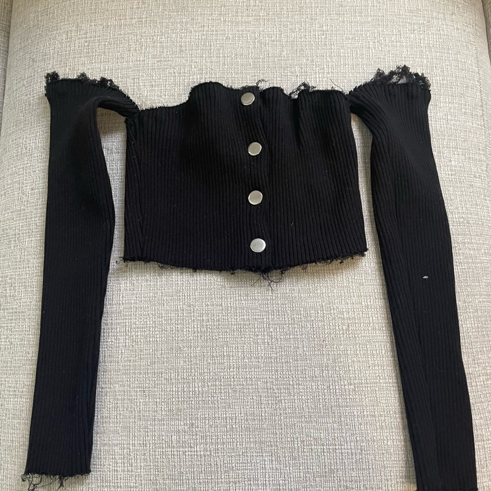 Black crop top